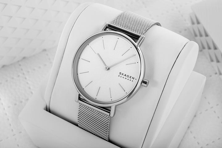 Actual product image Skagen Signature (Analogue wristwatch, 38 mm)