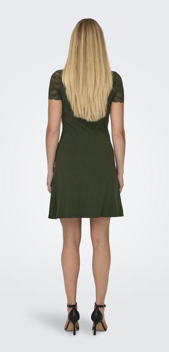 Produktbild Only Maternity Curvy V-Ausschnitt Kleid mit kurzen Ärmeln (M)