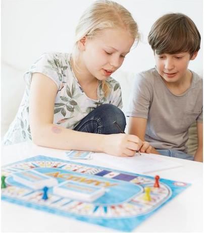 Actual product image Piatnik Activity Junior (German)
