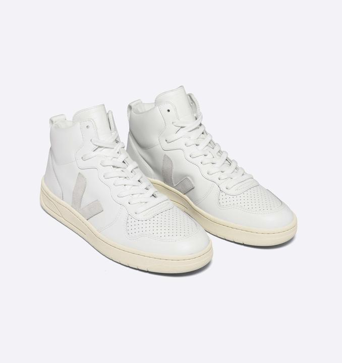 Actual product image Veja V-15 (44)