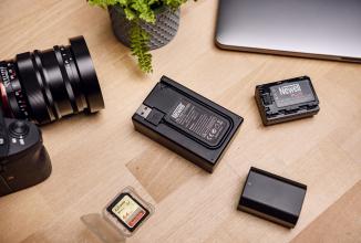 Productafbeelding Newell Cameralader FDL-USB-C Tweekanaals lader voor EN-EL15 batterijen (Lader)
