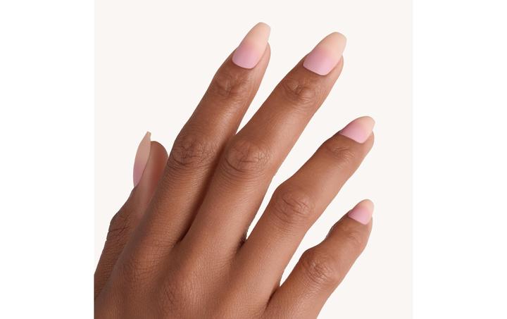 Produktbild essence Nails in Style 16 CAFÉ AU LAIT (Kunstnägel, Nude)