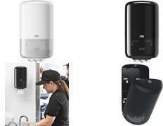 Image du produit Tork Mini distributeur à dévidage interne Noir M1 558008 1 pc.