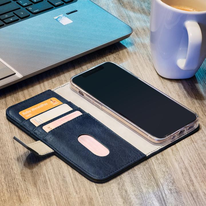 Actual product image Mobilize Elite Gelly Wallet