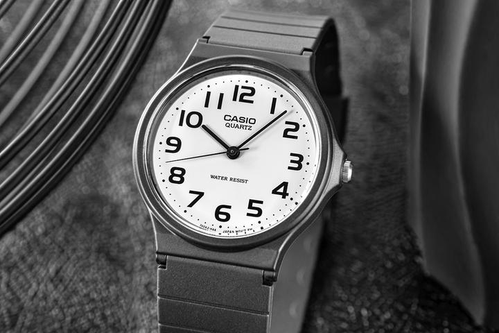 Image du produit Casio MQ-24-7B2 (Montre analogique, 34 mm)