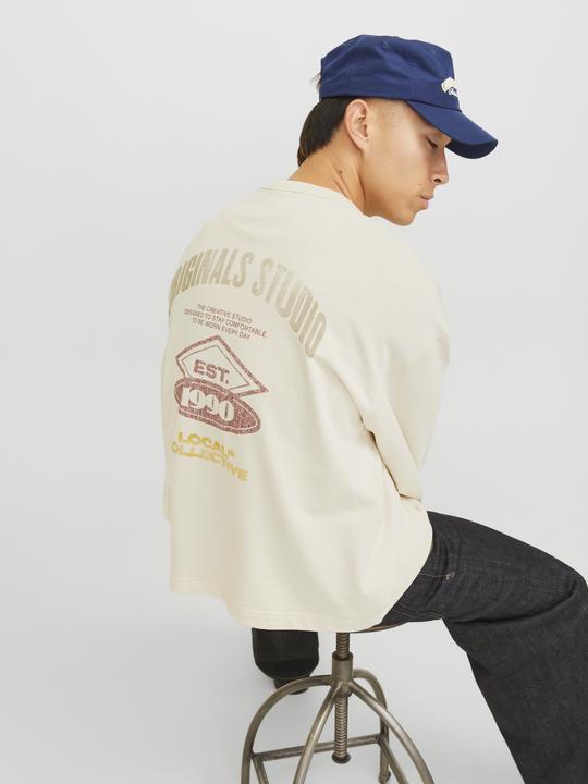 Actual product image Jack & Jones Rückenprint Sweatshirt Sweatshirt (XS)