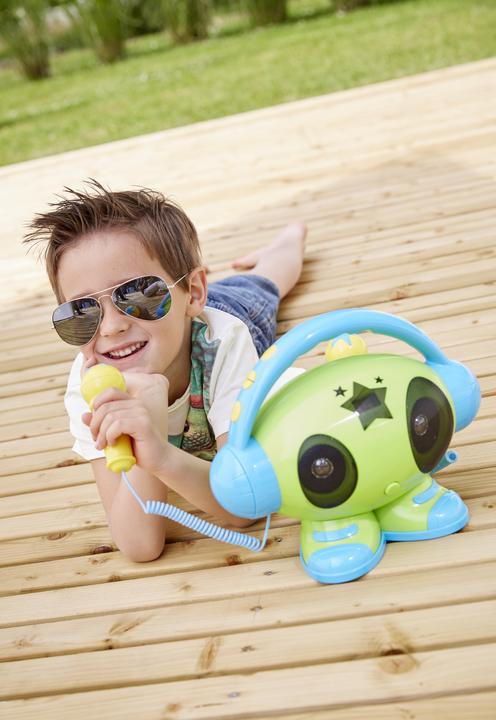 Actual product image Bigben MP3 Karaoke robot green