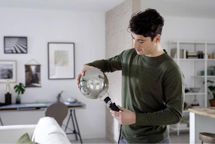 Produktbild Philips Professional grau (E27, 6.50 W, 200 lm, 1 x, F)