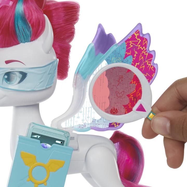 Produktbild My Little Pony Zipp Storm Überraschungsflügel Modepuppe mit Flügeln und Zubehör