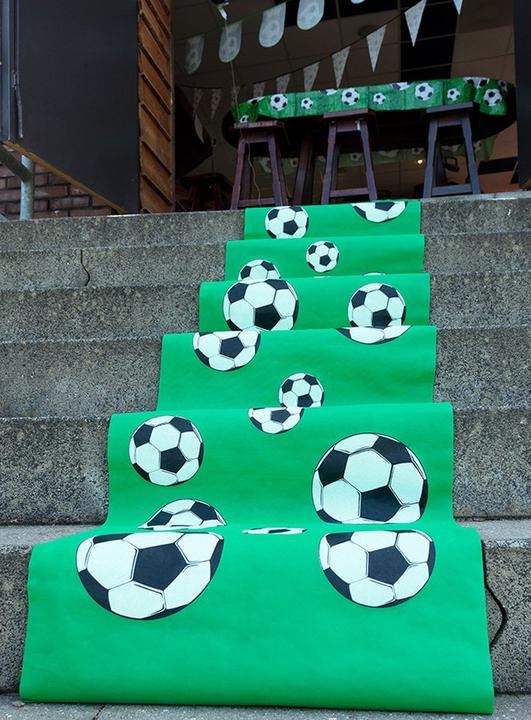 Produktbild Boland Fussball Teppich