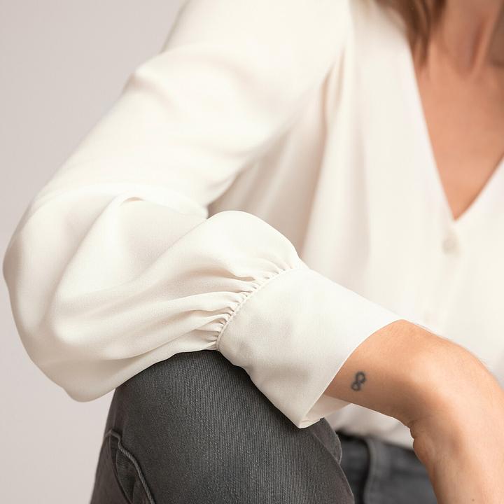 Immagine prodotto La Redoute Collections Camicetta a maniche lunghe con scollo a V (38)
