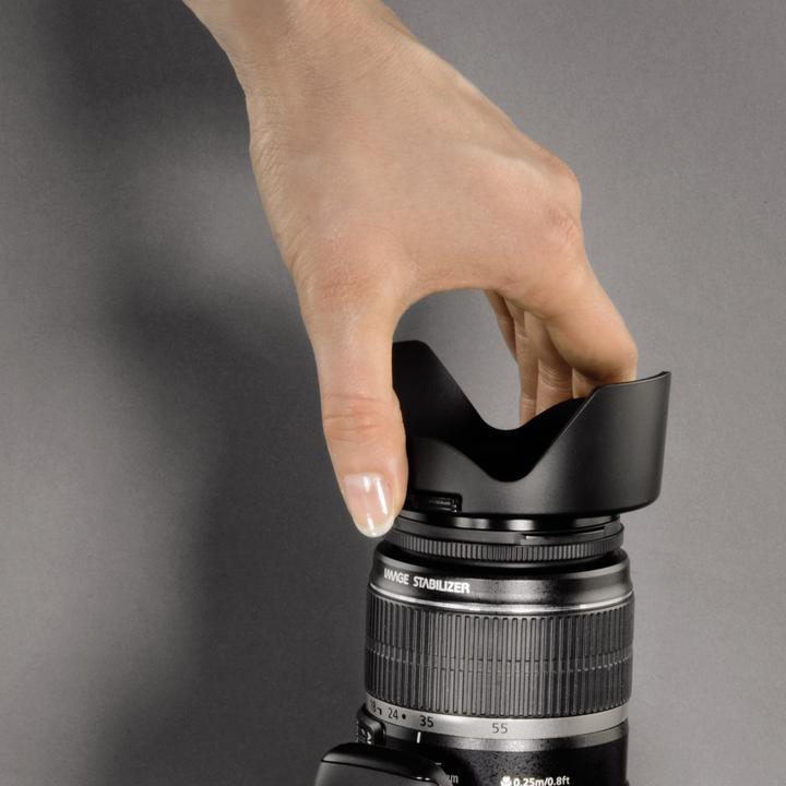 Actual product image Hama Lens hood with cover