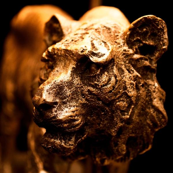 Actual product image Werner Voss Tiger table lamp gold black (E27)