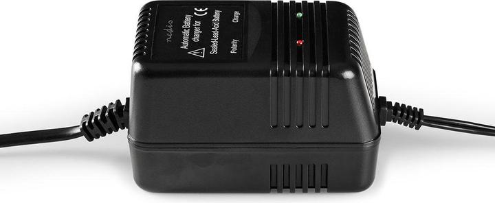 Actual product image Nedis Lead-acid charger - 2/6/12 V - Fully automatic charger - Voltage selector switch - Polarity reversal (1 pcs., Chargers without battery)