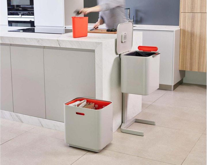 Image du produit Joseph Joseph Totem Max intelligent pour les déchets (60 l)
