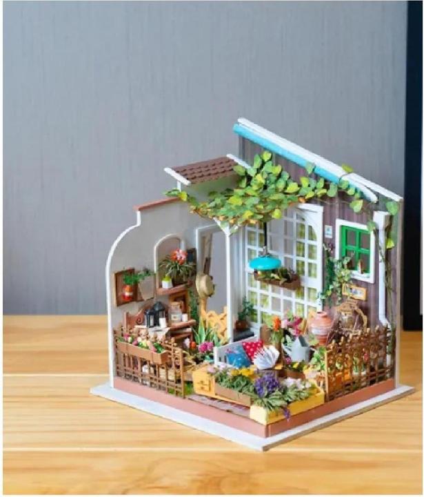 Actual product image Rolife DG108 - Miller's flower house