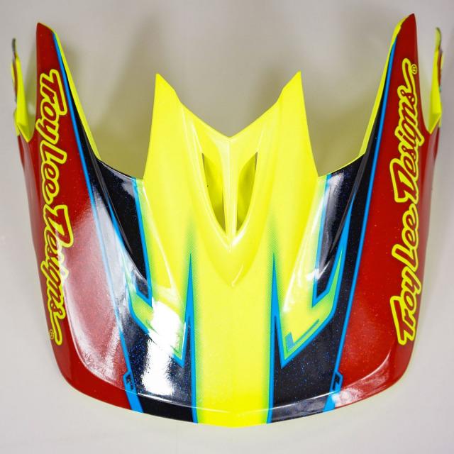 Cadence Yellow, Red