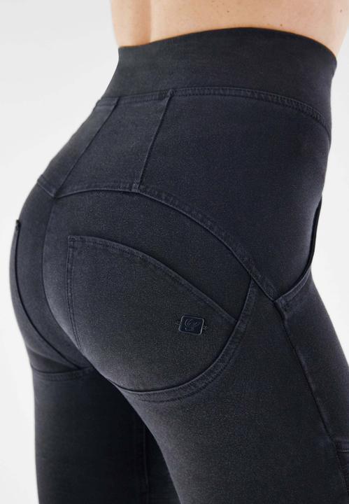 Produktbild Freddy WR.UP® Shaping Pants 7/8 WRUP4SHS328 (XS)