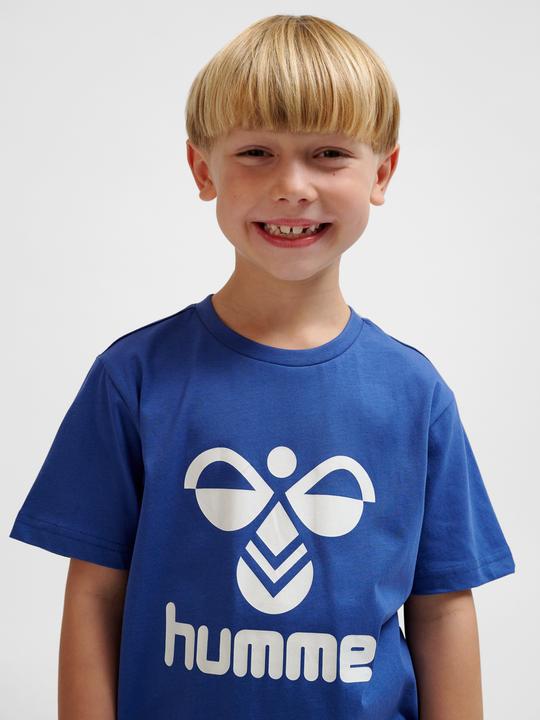 Actual product image hummel hmlTRES T-SHIRT S/S (176)