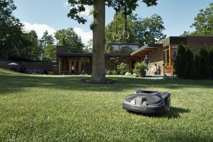 Image du produit Husqvarna Automower AM415X (Tondeuse à gazon)