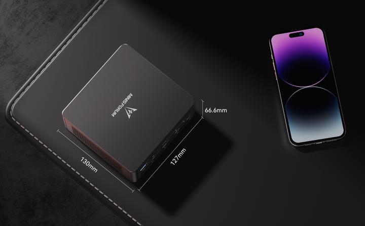 Immagine prodotto Minisforum UM890 Pro (AMD Ryzen 9 8945HS, 64 GB, 1000 GB)