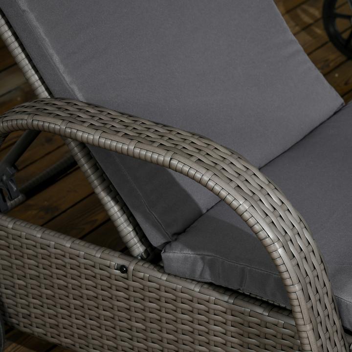 Produktbild Outsunny Rattan Sonnenliegen mit Tisch (200 cm)