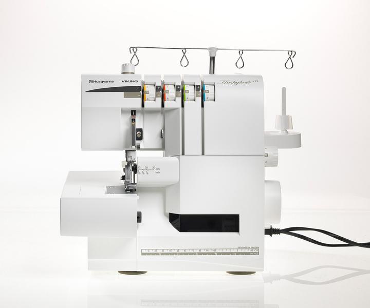 Husqvarna VIKING Huskylock S15 Overlock