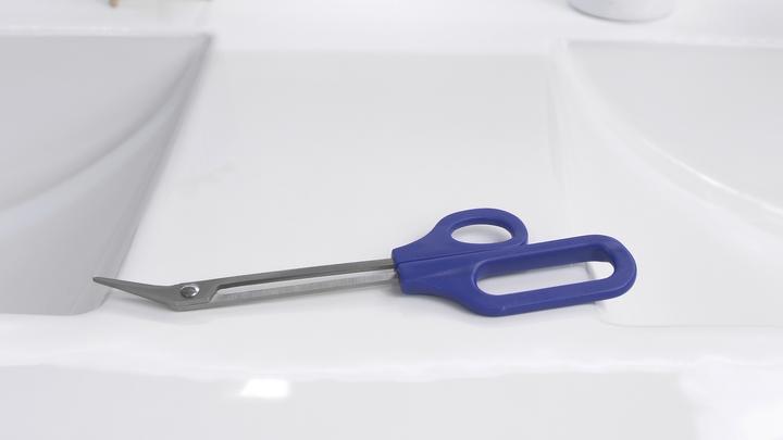Actual product image Wellys Pedicure scissors