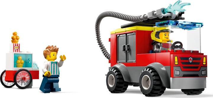 Actual product image LEGO Fire station and fire truck (60375, LEGO City)