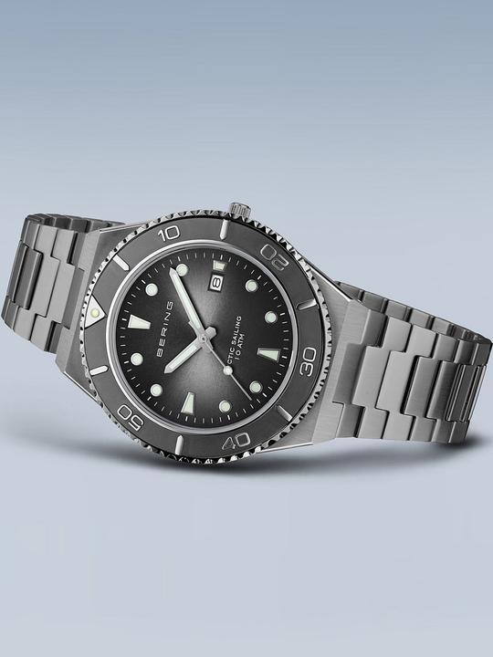 Produktbild Bering Classic (Analoguhr, 40 mm)