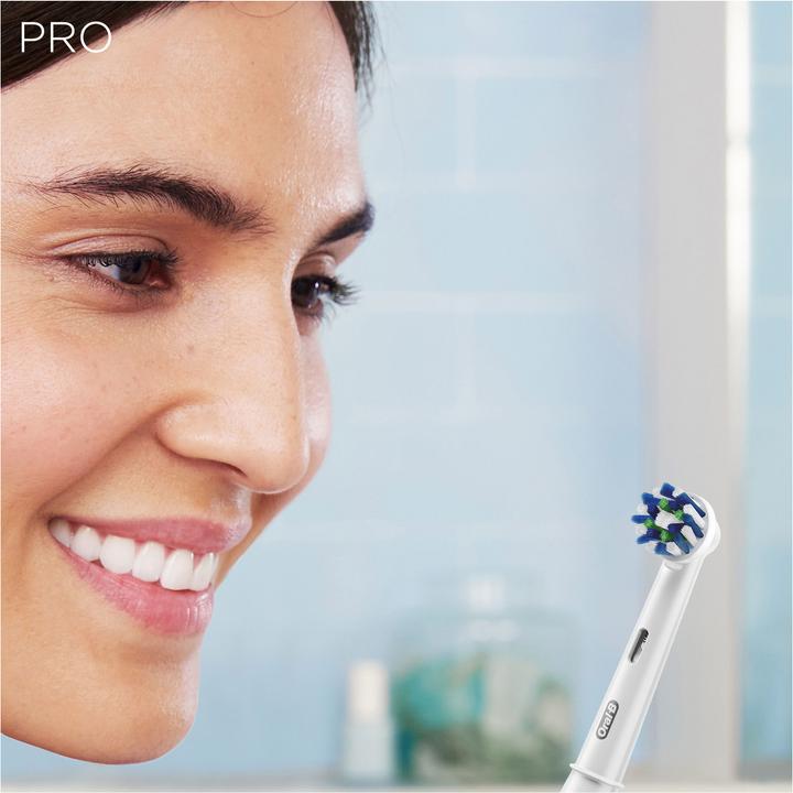 Actual product image Oral-B Pro 1 750 (Oscillating toothbrush)
