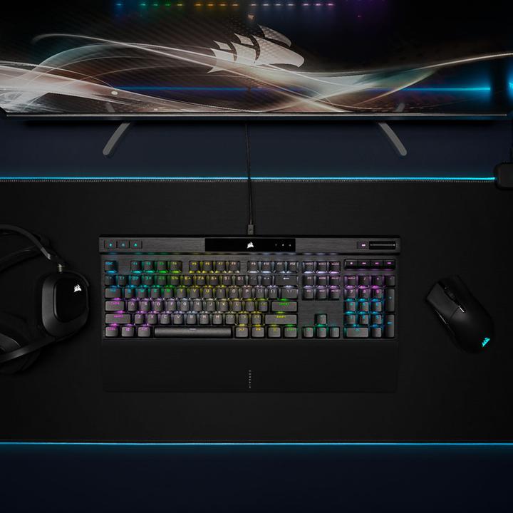 Actual product image Corsair K70 RGB Pro (DE, Cable)
