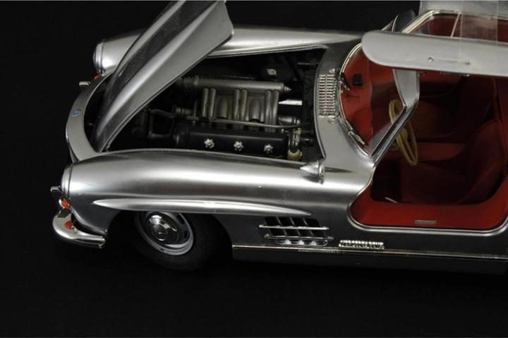 Produktbild 1:16 Mercedes-Benz 300 SL Gullwing