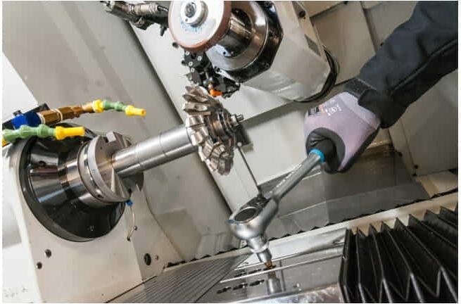 Actual product image HAZET HiPer fine-tooth reversible ratchet 916HP ∙ Square, solid 12.5 mm (1/2 inch) (1/2")
