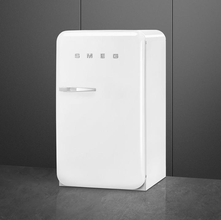 Produktbild Smeg Retro Style FAB10RWH5 (122 l)