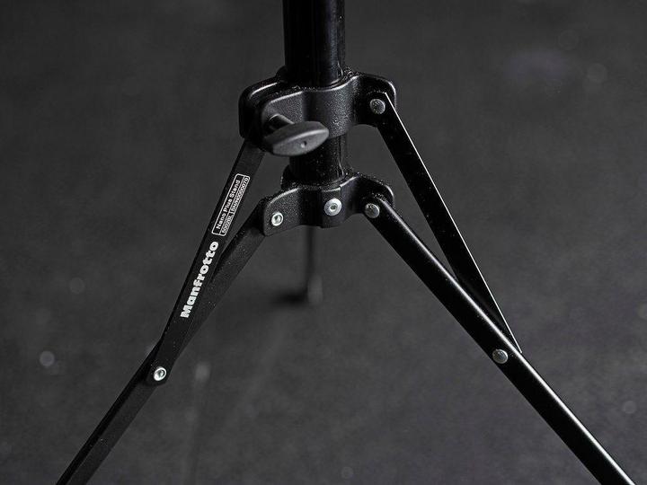 Actual product image Manfrotto Nano Plus (197 cm, 3 kg)