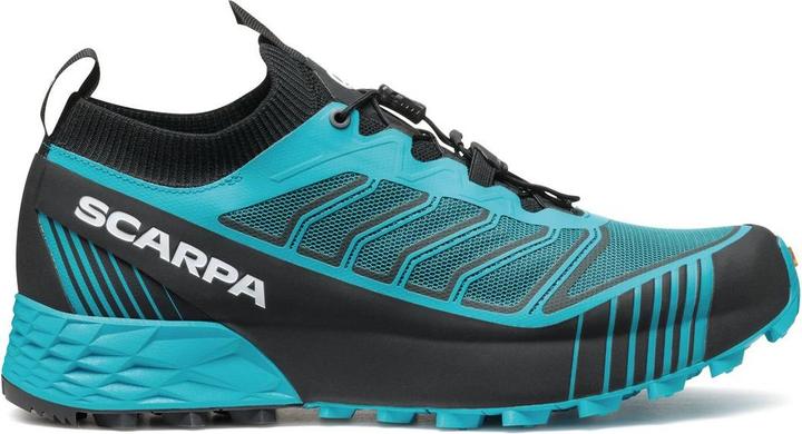 Blue Reef, Black