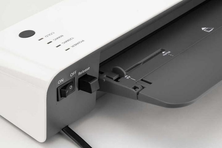 Actual product image Peach Laminator Highspeed Laminator PL125 (125 µm, A3)