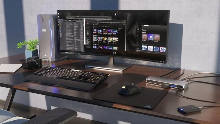 Actual product image Corsair TBT100 (Thunderbolt, 9 Ports)