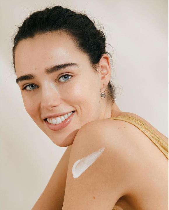 Actual product image NIVEA Sensitive Immediate Protect (Sun lotion, SPF 50+, 200 ml, 236 g)