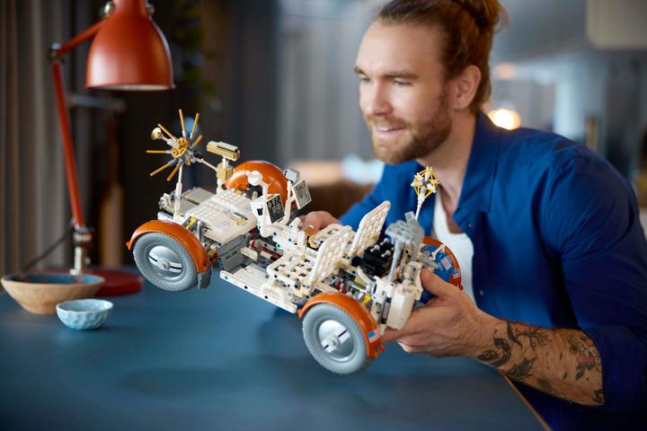 Produktbild LEGO NASA Apollo Lunar Roving Vehicle (LRV) (42182, LEGO Technic)