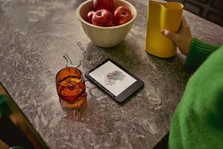 Actual product image Kobo Clara Colour (6", 16 GB, Black)