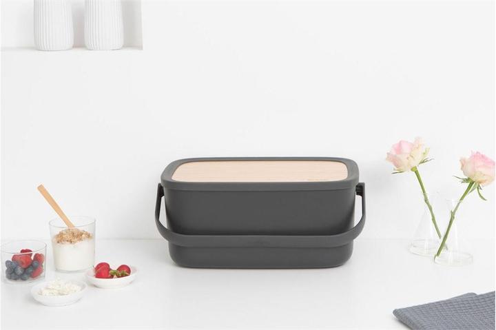 Actual product image Brabantia NIC bread box