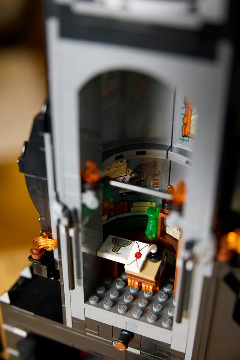 Image du produit LEGO The Lord of the Rings : Barad-dûr (10333, LEGO Icons, LEGO difficiles à trouver)