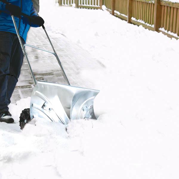 Produktbild Westfalia Roll Schneeschieber - starker und robuster Helfer bei jedem Schnee