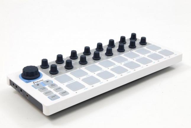 Actual product image Arturia BeatStep (Controller)