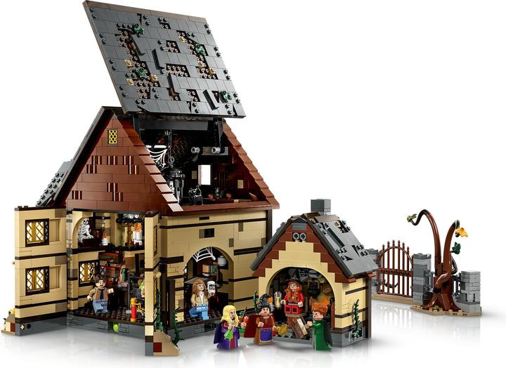 Actual product image LEGO Disney Hocus Pocus: The Sanderson Sisters' Cottage (21341, LEGO Ideas, LEGO Rare Sets)