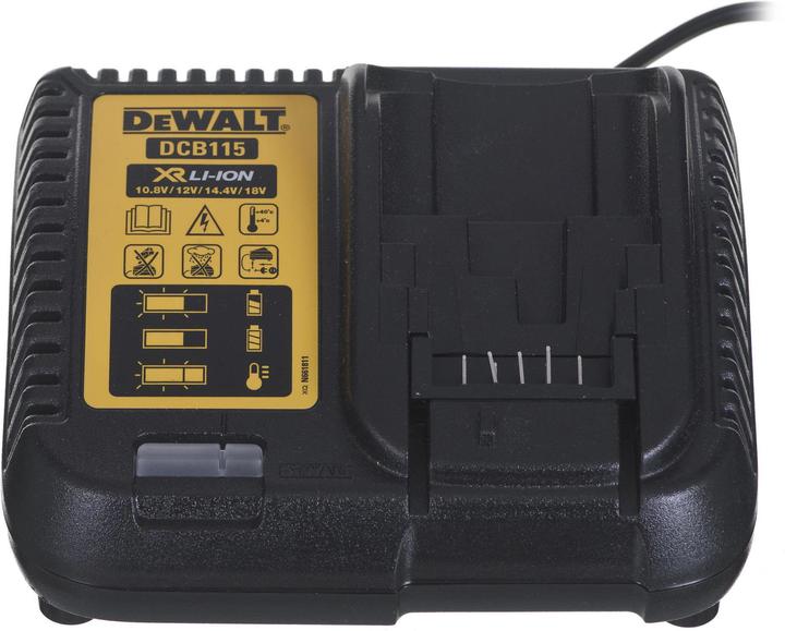 Actual product image DeWalt DCM565P1 chainsaw (Battery chain saw)