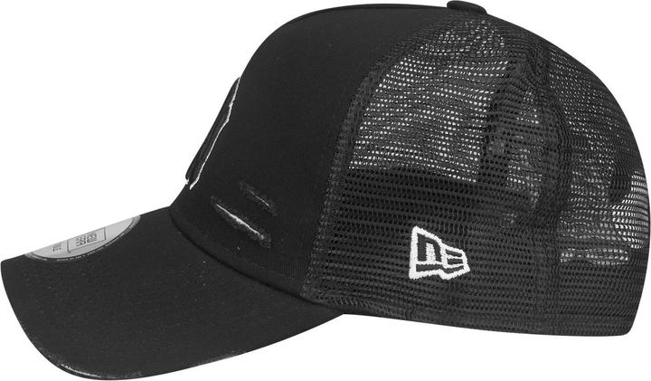 Actual product image New Era Mesh Trucker Cap DISTRESSED New York Yankees black