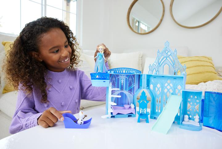 Actual product image Disney Princess The Ice Queen - Elsa's stacking castle